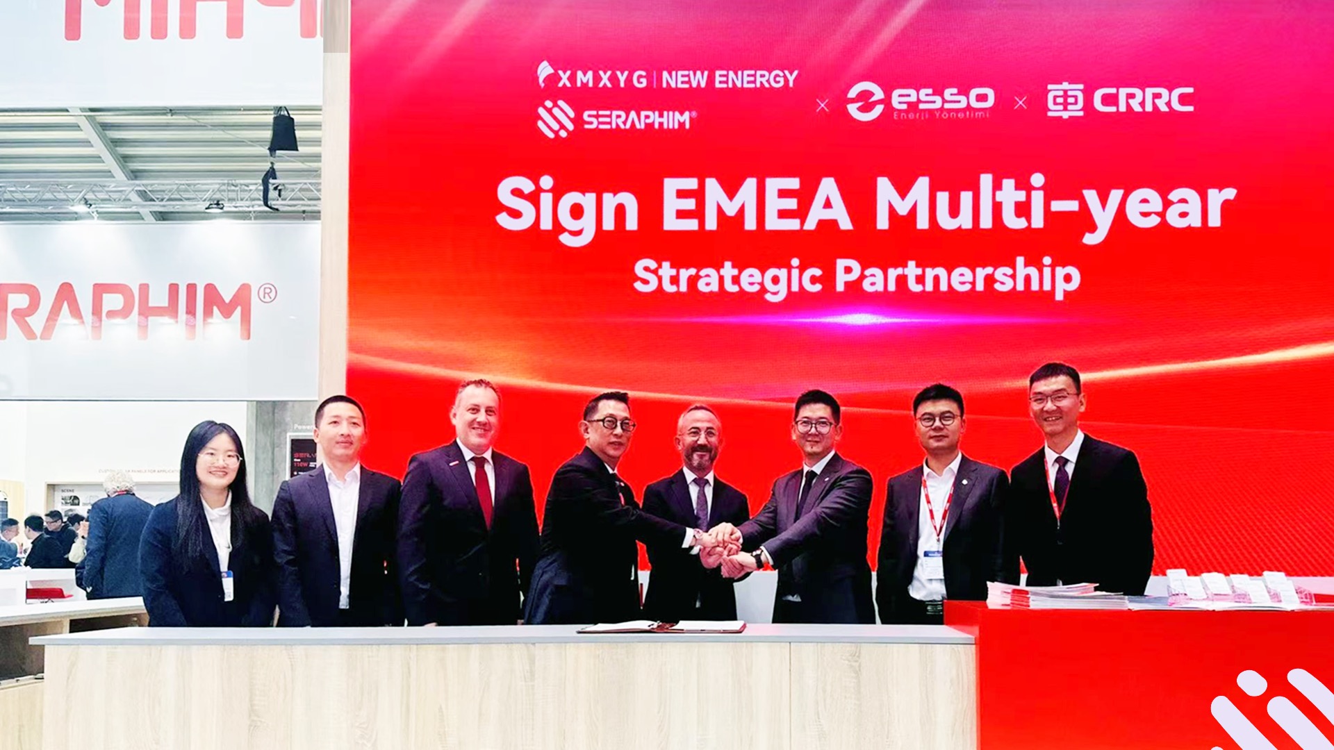 Seraphim, CRRC Zhuzhou Institute e ESSO firmam parceria estratégica de longo prazo na Intersolar Europe 2025